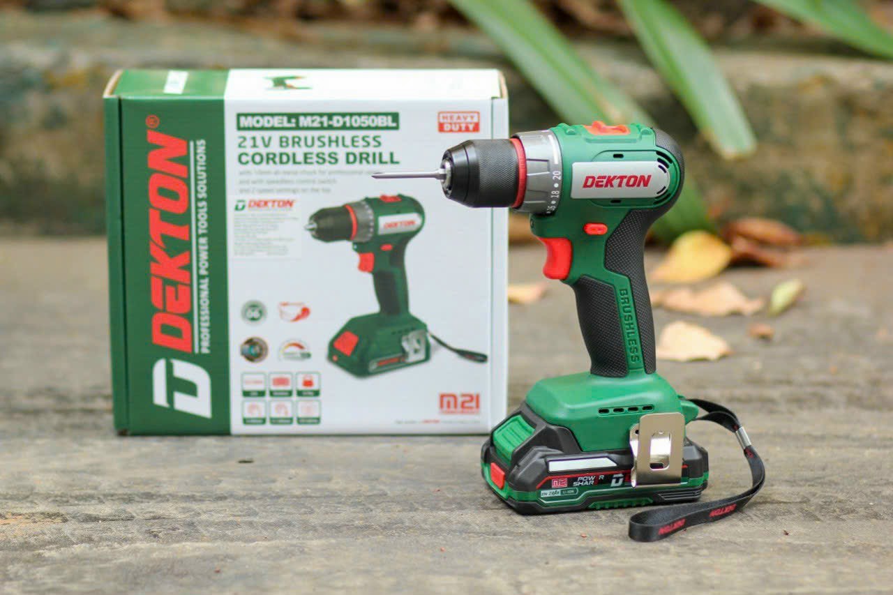 Máy Khoan Pin Dekton M21-D1050BL