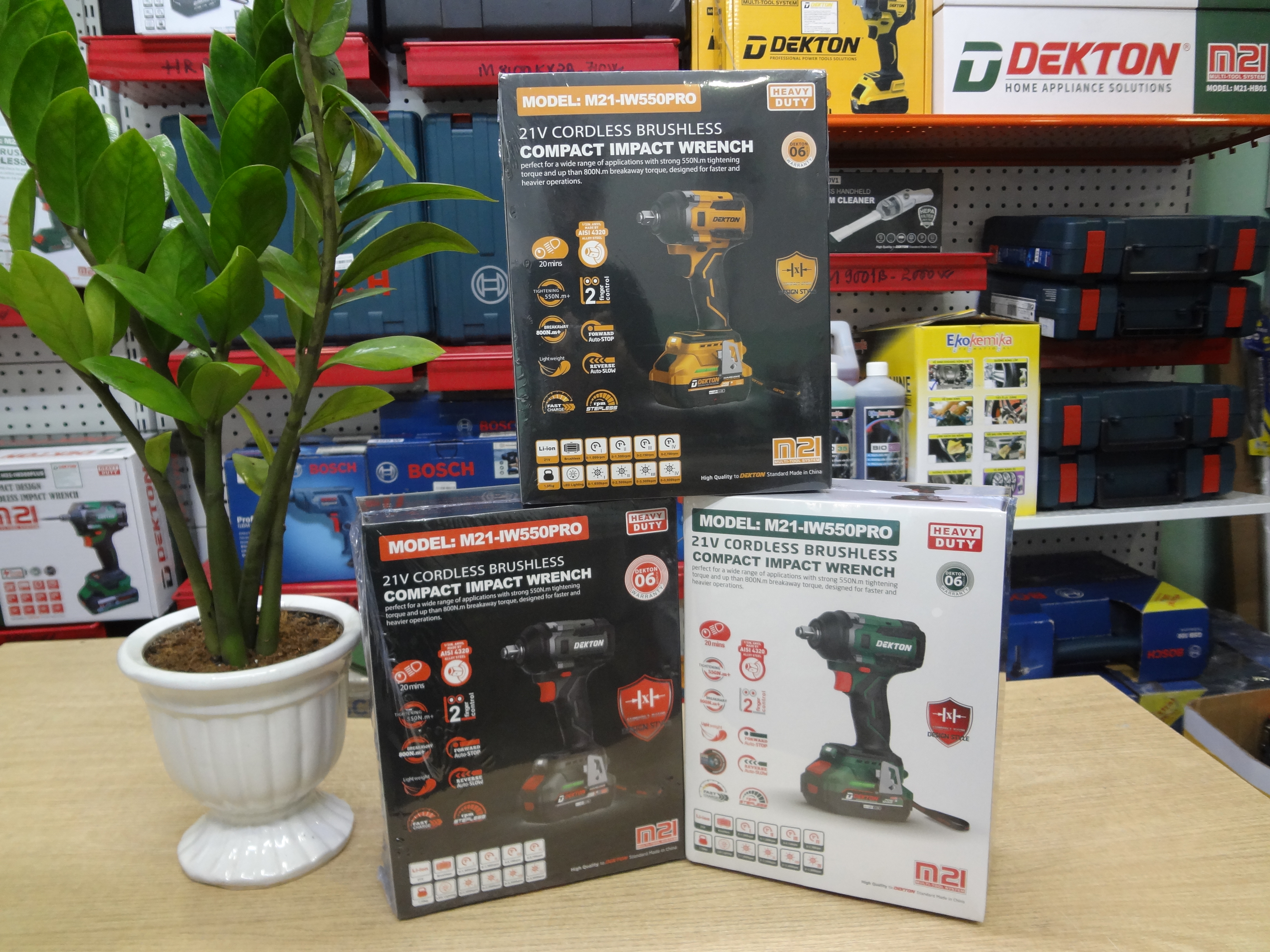 Máy Siết Bulong Pin Dekton M21-IW550Pro