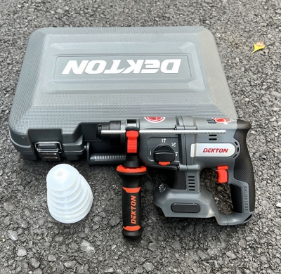 Máy Khoan Bê Tông  M21-RH2603ATC